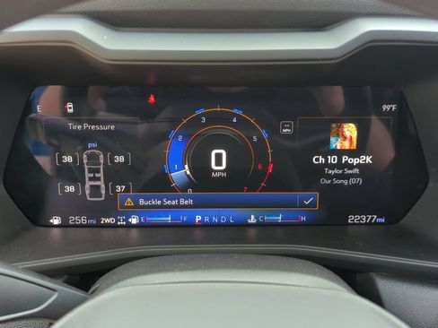 Used 2024 Chevrolet Colorado Trail Boss w/ Advanced Trailering Package AWD/4WD image 12