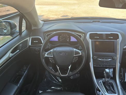 Used 2013 Ford Fusion SE image 26