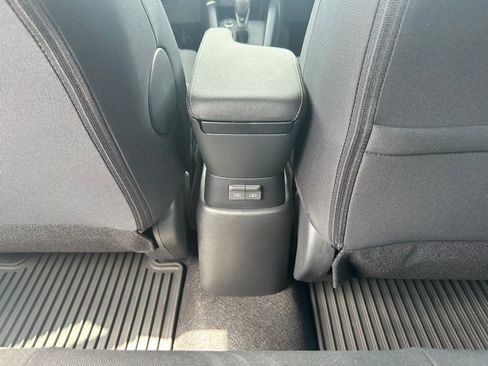 New 2025 Nissan Kicks Play S image 20