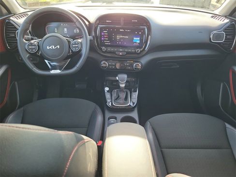 Used 2023 Kia Soul GT-Line w/ GT-Line Technology Package image 16