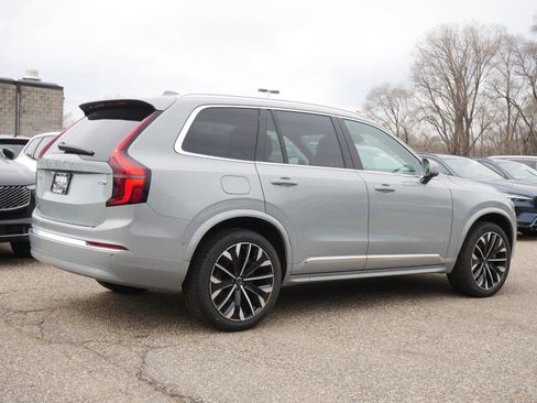 New 2026 Volvo XC90 T8 Plus w/ Protection Package Premier AWD/4WD image 3