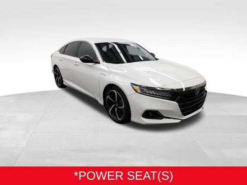 Used 2022 Honda Accord Sport image 2