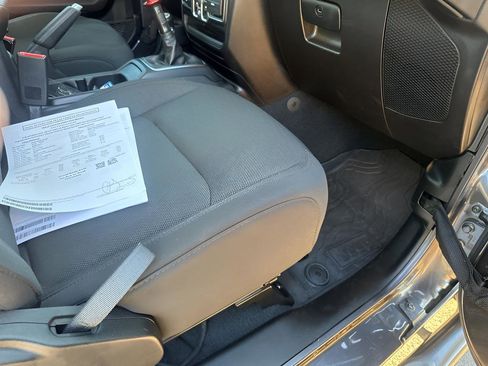 Used 2020 Jeep Gladiator Sport w/ Quick Order Package 23S image 14