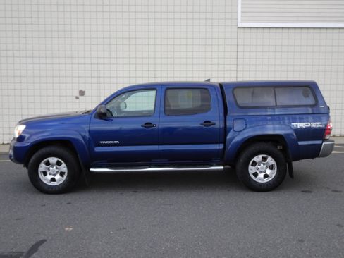 Used 2015 Toyota Tacoma 4x4 Double Cab image 4