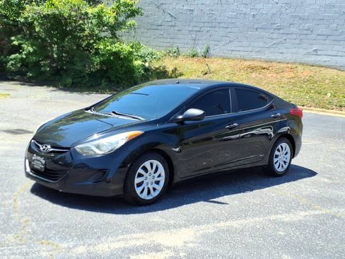 Used 2012 Hyundai Elantra GLS FWD image 8