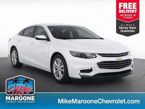 Used 2018 Chevrolet Malibu LT w/ Leather Package FWD image 1