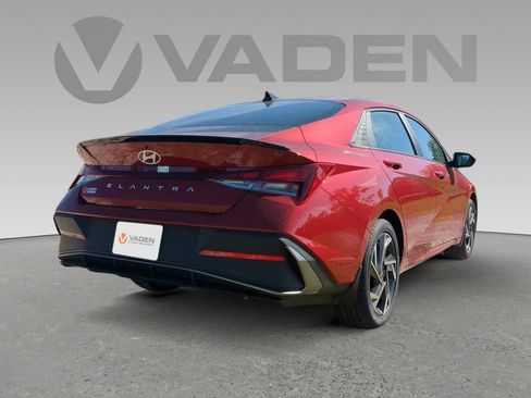 New 2025 Hyundai Elantra Sport image 21