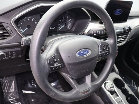 Used 2022 Ford Escape SE image 20