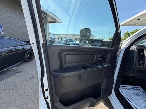Used 2012 RAM 3500 ST w/ ST Decor Group AWD/4WD image 29