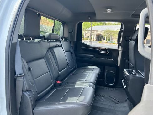 Used 2022 Chevrolet Silverado 1500 LT Trail Boss w/ LT Trail Boss Premium Package AWD/4WD image 55