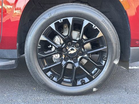 Used 2023 Chevrolet Tahoe Premier w/ Advanced Technology Package image 12