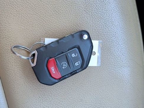 Used 2018 Jeep Wrangler Unlimited Rubicon image 49