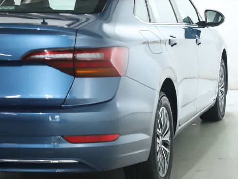 Used 2019 Volkswagen Jetta SE w/ Cold Weather Package FWD image 45