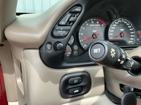 Used 2003 Chevrolet Corvette Convertible 2D w/ Preferred Equipment Group1 image 31