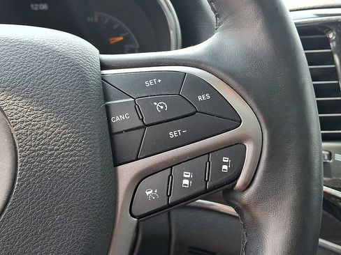 Used 2021 Jeep Grand Cherokee Limited w/ Quick Order Package 28K 80th AWD/4WD image 23