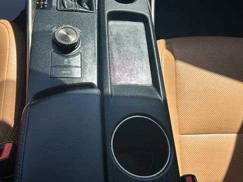 Used 2016 Lexus IS 200t RWD image 22