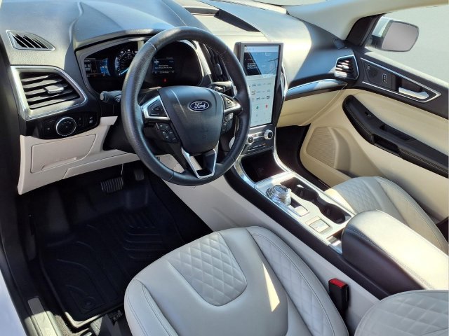 Used 2024 Ford Edge Titanium AWD/4WD image 19