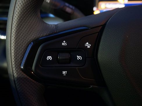 New 2026 Chevrolet Trax LT image 19