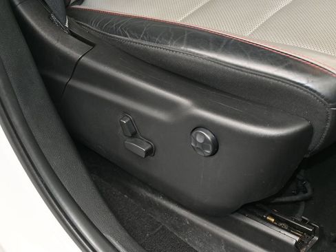 Used 2023 Dodge Durango GT image 51