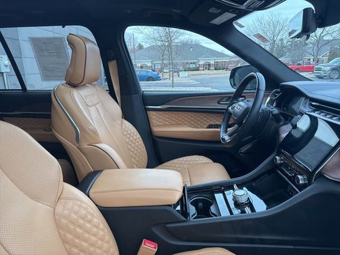 Used 2022 Jeep Grand Cherokee Summit w/ Adv Protech Group IV image 7