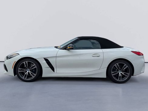 Used 2026 BMW Z4 M40i RWD image 11