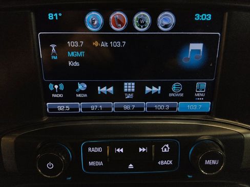 Used 2018 Chevrolet Silverado 1500 LT w/ Trailering Package AWD/4WD image 25