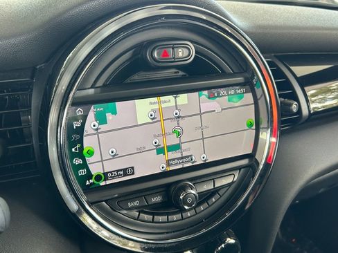 Used 2020 MINI Cooper S image 18