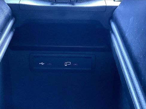 Used 2020 Mercedes-Benz GLC 300 image 35