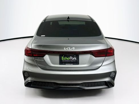 Used 2023 Kia Forte LXS FWD image 7