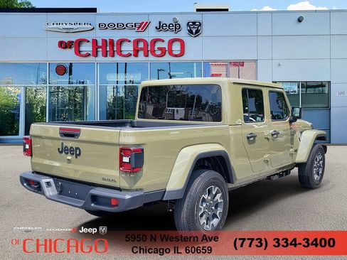 New 2026 Jeep Gladiator Sport AWD/4WD image 4