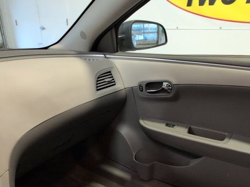 Used 2012 Chevrolet Malibu LS image 20