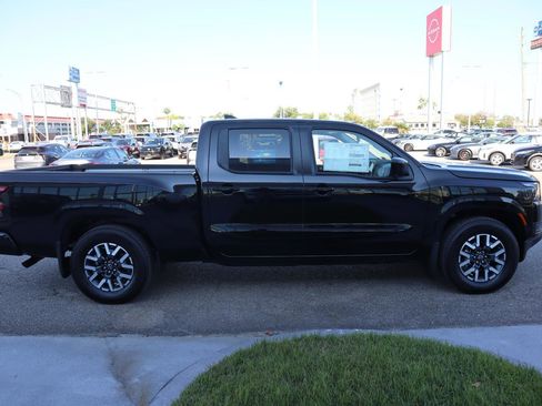 New 2026 Nissan Frontier SV w/ SV Convenience Package image 13