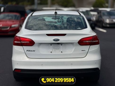 Used 2018 Ford Focus SEL FWD image 6