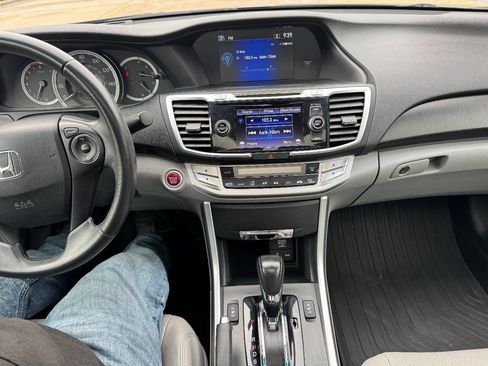 Used 2013 Honda Accord EX-L image 16