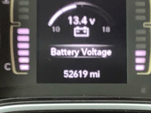 Used 2020 Jeep Cherokee Latitude Plus w/ Comfort/Convenience Group image 10