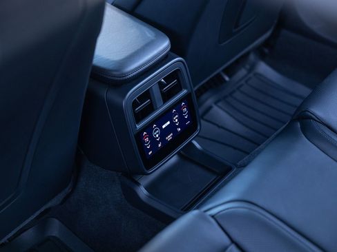 Certified 2023 Porsche Taycan Turbo image 31