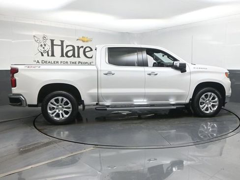 Used 2023 Chevrolet Silverado 1500 LTZ w/ LTZ Premium Package AWD/4WD image 36