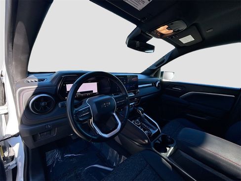 Used 2024 Chevrolet Colorado Z71 w/ Advanced Trailering Package image 9