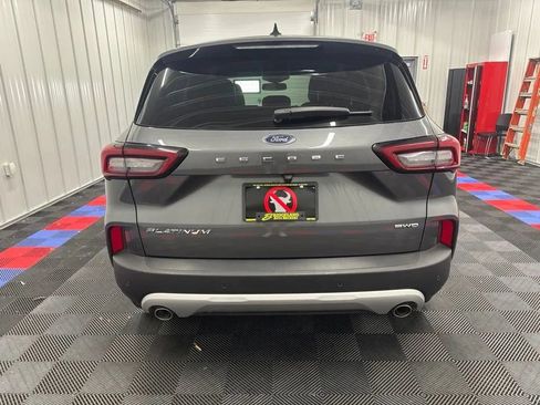 Used 2025 Ford Escape Platinum AWD/4WD image 4