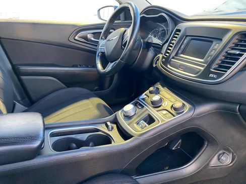 Used 2015 Chrysler 200 Limited w/ Convenience Group FWD image 14