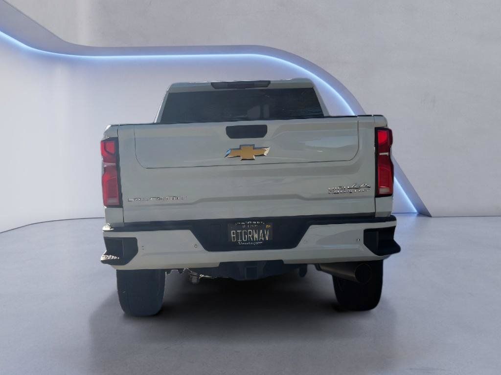 Used 2026 Chevrolet Silverado 3500 High Country w/ High Country Premium Package AWD/4WD image 4
