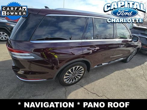 Used 2024 Lincoln Aviator 2WD w/ Premium Package image 4