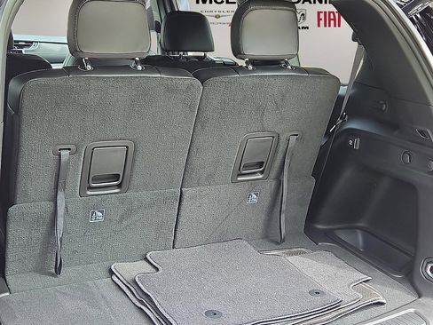 New 2025 Jeep Grand Cherokee L Altitude image 8