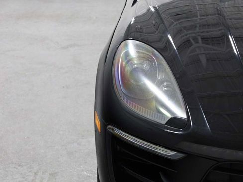 Used 2017 Porsche Macan GTS AWD/4WD image 15