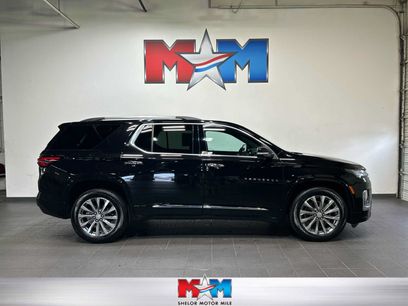 Used 2023 Chevrolet Traverse Premier