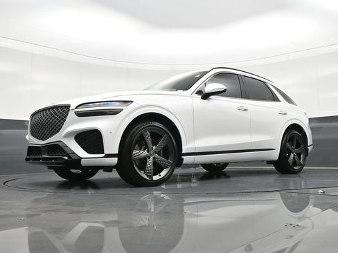 Used 2025 Genesis GV70 2.5T w/ Sport Prestige Package image 28