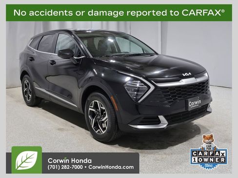 Used 2025 Kia Sportage LX image 1