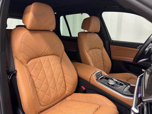 Used 2024 BMW X5 M60i image 19