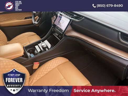 Used 2024 Jeep Grand Cherokee L Summit w/ Rear Seat Video Group I AWD/4WD image 20