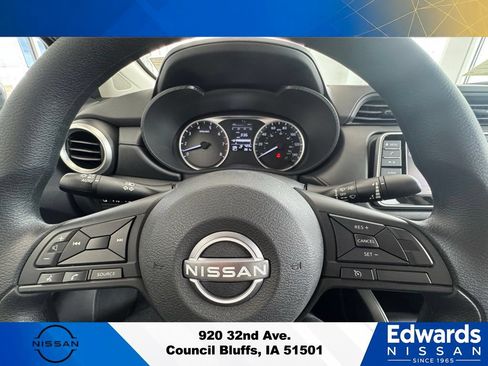 New 2025 Nissan Versa S w/ Trunk Package FWD image 20